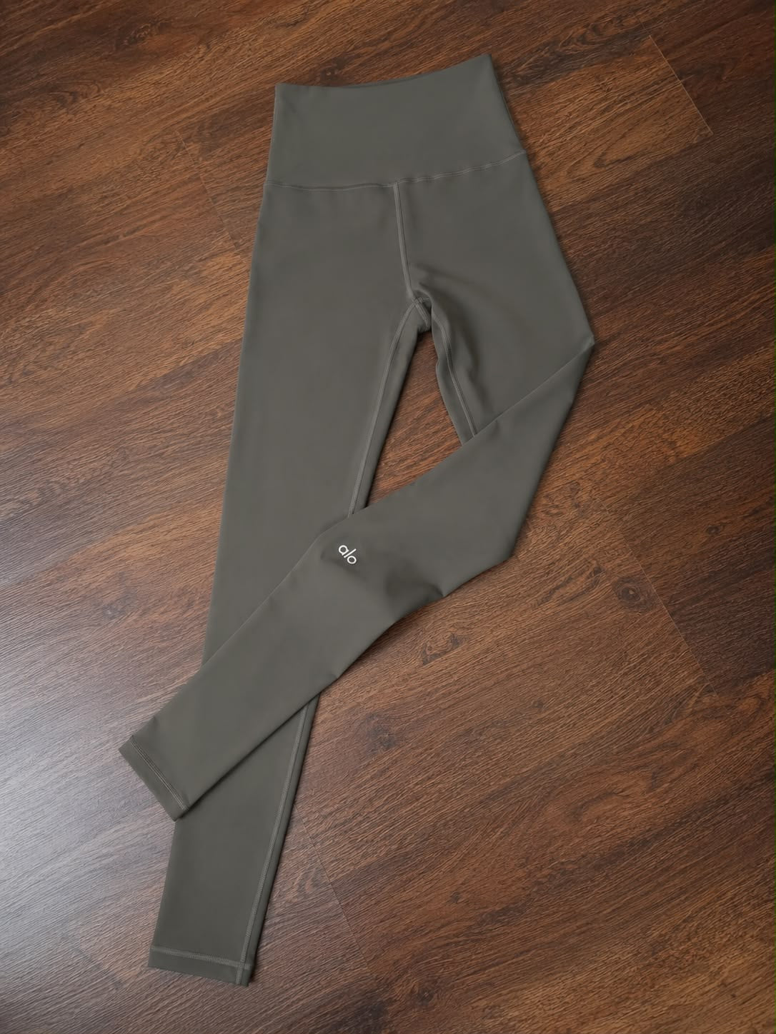 Alo leggings vert militaire