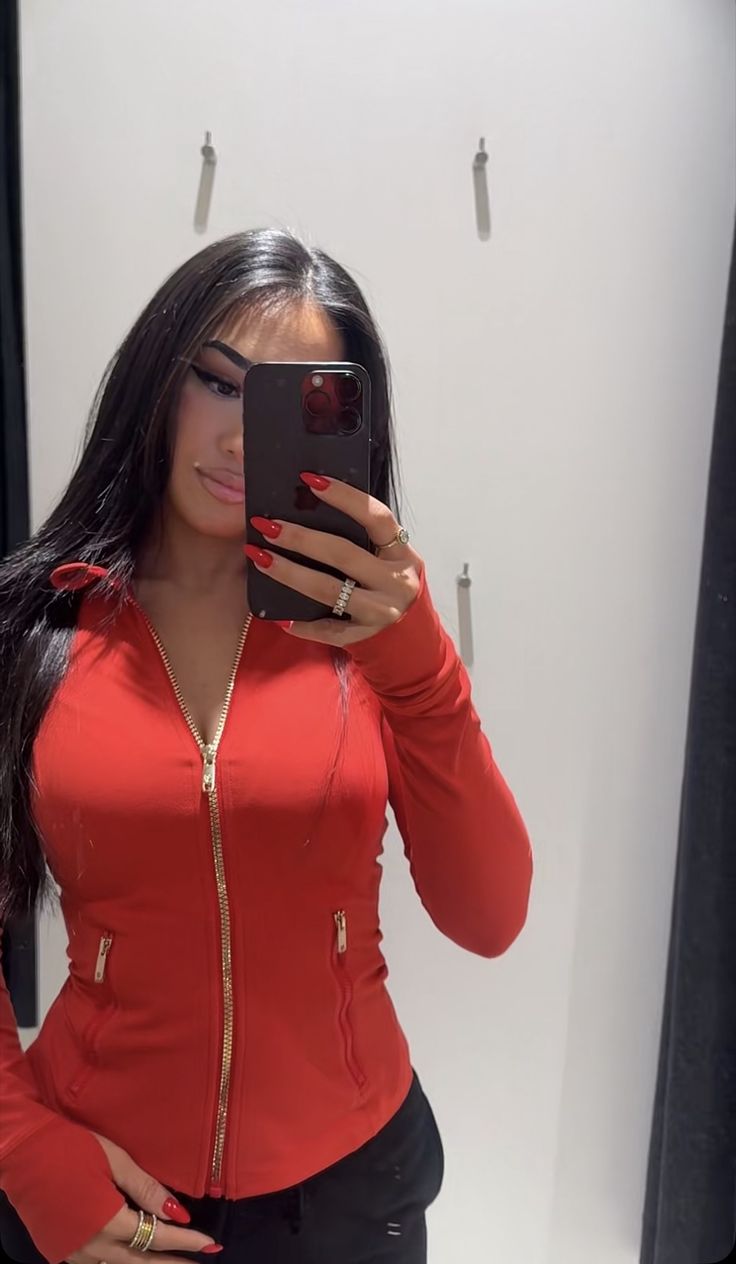 Lululemon Define Jacket rouge gold zipper